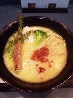 「白　鶏白湯そば　麺大盛り」@麺巧 潮の写真