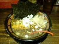 「煮干しラーメン 680円  麺固め」@すごい煮干ラーメン凪 渋谷東口店の写真