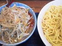 「辛味噌つけ麺特盛（野菜、ニンニク、麺硬め）」@味噌麺処 花道庵の写真