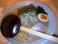 「とんこつ醤油　野菜増し」@らーめん駿士の写真