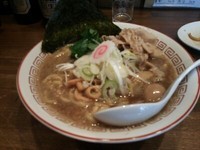 「しぐれメニューの中華そば＋麦酒２＆etc」@ラーメンアキラの写真