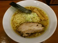 「鶏醤油ラーメン（太麺）\700」@七麺鳥の写真