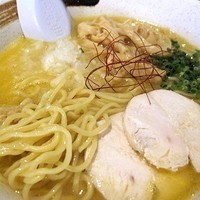 「濃厚鶏塩そば　750円」@濃厚鶏そば 晴壱の写真