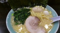 「味玉らーめん（醤油）＋ノリ（￥６８０＋クーポン）」@横浜家系ラーメン じゃん家の写真