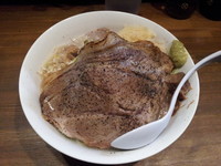 「岩塩ラーメン+豚リブステーキテキサス９８０円」@ラーメンアキラの写真