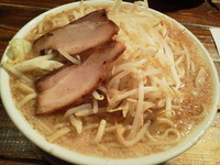 「きま八郎：ニンニク抜き（大・３玉）」@きまぐれ八兵衛 安曇野本店の写真