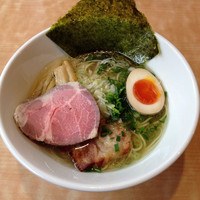 「年越し中華蕎麦塩＠低温チャーシュー」@麺や 蒼 AOIの写真