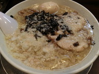 「中華そば（730円）＋煮玉子（0円）　※中油・玉ねぎ多め」@らーめん潤 蒲田店の写真