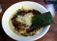 「マー油塩とんこつらーめん(700円)+ライス(100円)」@麺屋 蓮花の写真