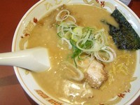 「旭川正油らーめん」@北海道らーめん ひむろ 亀戸店の写真