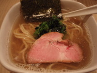 「塩にぼし(750円)チャーシューご飯(250円)」@菜の写真