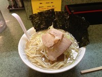 「少+韓国のり」@ラーメン二郎 新宿小滝橋通り店の写真