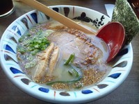 「七志ラーメン700円」@とんこつらーめん七志 上大岡店の写真