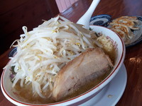 「豚そば(にんにく少なめ、野菜普通、脂普通)」@つけめん・豚そば 活龍 牛久店の写真