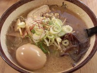 「味噌ラーメン＋煮卵」@麺屋つくしの写真