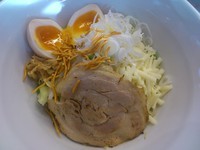 「まぜそばINチーズ ￥700」@らあ麺 みかみの写真