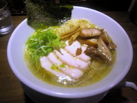 「鶏香る中華そば（大盛）+チャーシュー」@麺処 鳴声の写真