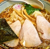 「ワンタンめん(830円)」@手打中華 とら屋の写真