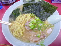 「ラーメン並（450円）＋太麺変更（0円）」@ラーメンショップ 牛久結束店の写真