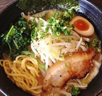 「白湯味噌ラーメン850円」@二代目ラーメン処「まるは」 旬の写真