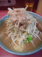 「大盛(ニンニク・ヤサイアブラマシマシ)」@ラーメン二郎 歌舞伎町店の写真