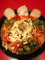 「チーズ担々麺（チャーシュー３枚トッピング）」@麺家 うえだの写真