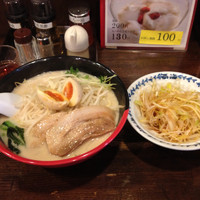「多摩センターラーメン＋ネギ」@西海製麺所 多摩センター店の写真