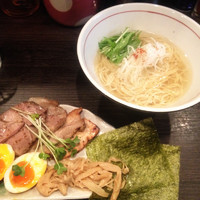 「特製豊潤鶏だし塩ラーメン￥９５０」@麺処 ほん田 nijiの写真