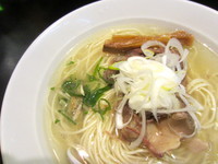 「牛テール塩麹ソバ【限定】」@創麺業 磯部水産の写真