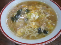 「酸辣湯麺　600円」@龍遊飯店の写真