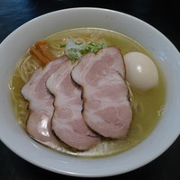 「特製らーめん＋大盛　880＋100＝980円」@にぼしらーめん こてつの写真