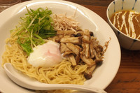 「信州きのこカレーつけ麺」@築地虎杖 裏店の写真