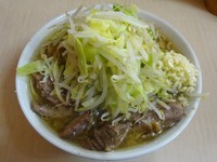 「小ラーメン（650円）ニンニク」@ラーメン二郎 京成大久保店の写真