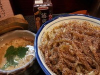 「全粒粉つけ麺300ｇ　800円」@烈志笑魚油 麺香房 三くの写真