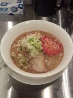 「塩ラーメン＋ローストトマト」@Bia Biaの写真