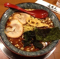 「魚豚ラーメン（￥680）」@屯ちん 赤坂見附店の写真