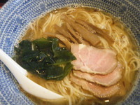 「魚介ラーメン500円」@めんけんの写真