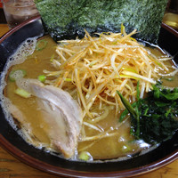 「味噌ネギラーメン(中盛)」@横浜ラーメン とんこつ家 鹿島店の写真