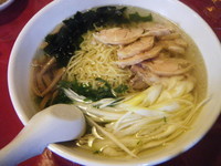 「鶏塩肉麺580円」@八仙菜館の写真