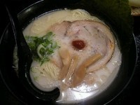 「塩だるまらぁ麺(普通)+替玉 赤(かため)」@油そば総本店 だるまのめ 新宿中央東口店の写真