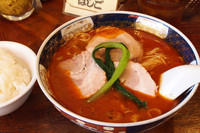 「太肉担々麺（だあろうだんだんめん）」@支那麺 はしご 銀座八丁目店の写真