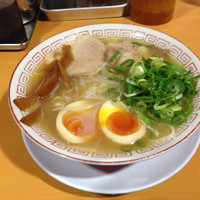 「中華そば（並）煮卵つき600円」@天天有 本店の写真