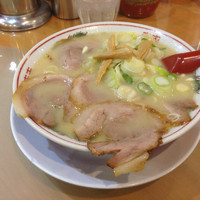 「中華そば（並）＋唐揚げ3個950円」@中華そば 高安の写真