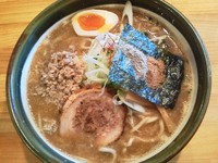 「魚介味噌らぁめん￥780円（大盛）」@麺屋 花菱の写真