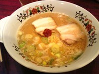 「ラーメン かため」@炎王ラーメンの写真