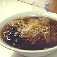 「ラーメン（並）、ネギ多め　500円」@中華そば専門 珉珉の写真