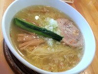 「塩らぁめん　７３０円」@心麺の写真