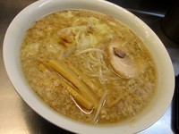 「ワンタンメン ９５０円」@ホープ軒 千駄ヶ谷本店の写真