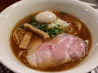 「追い鰹中華そば＋味玉」@らぁ麺 やまぐちの写真