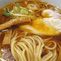 「鶏そば　750円」@らぁ麺 やまぐちの写真